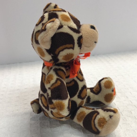 Reese’s small collection by Hersheys Bear - Picture 2 of 4